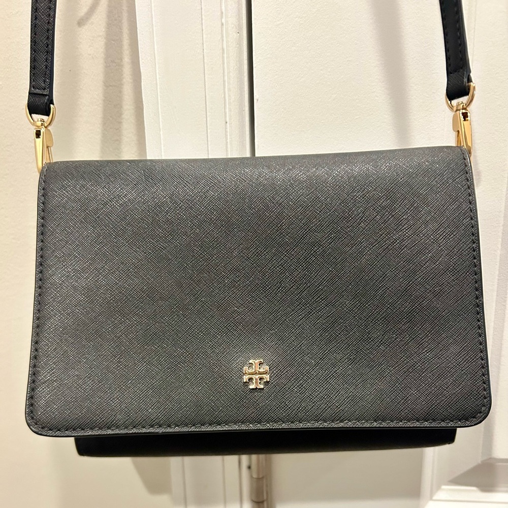 Tory Burch Classic Black Crossbody Bag - Picture 4 of 7